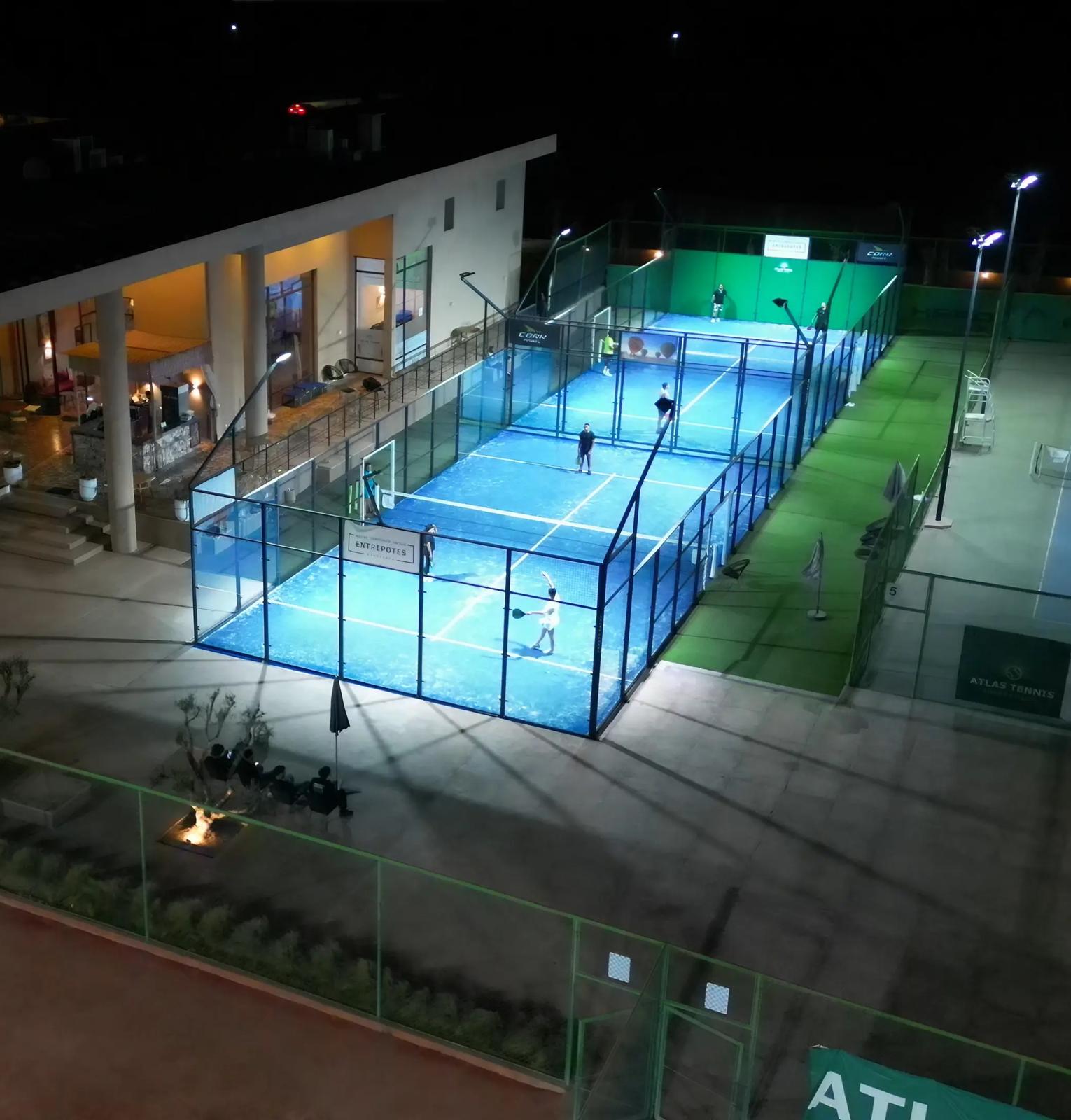 Vue aérienne des courts